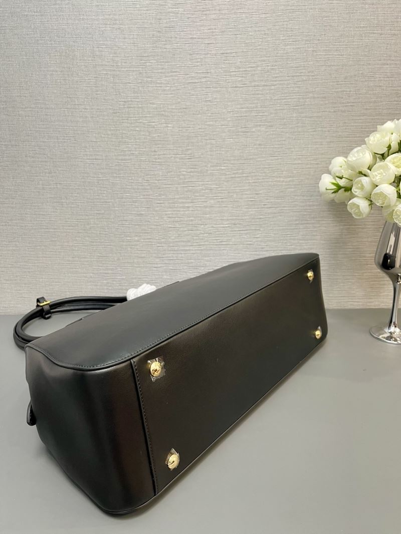 Pra*a top handle bags